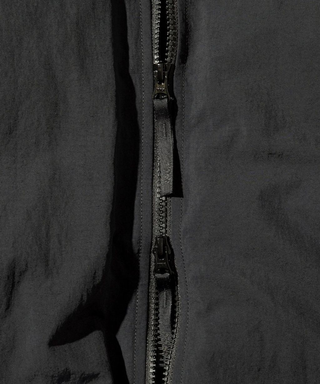 NANGA × FREAKS STORE 軍規650 Fill Power防潑水防風羽絨外套_8