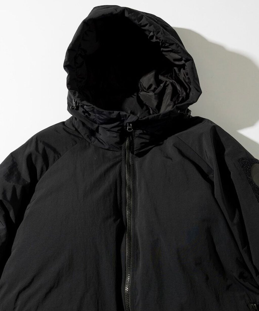 NANGA × FREAKS STORE 軍規650 Fill Power防潑水防風羽絨外套_4