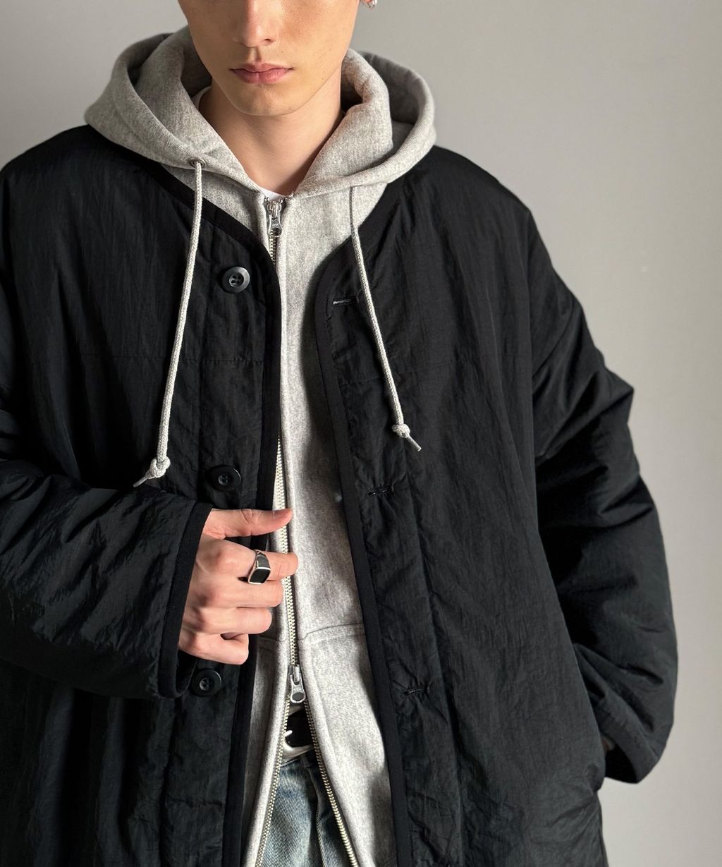 java 極簡風無領中綿外套_5