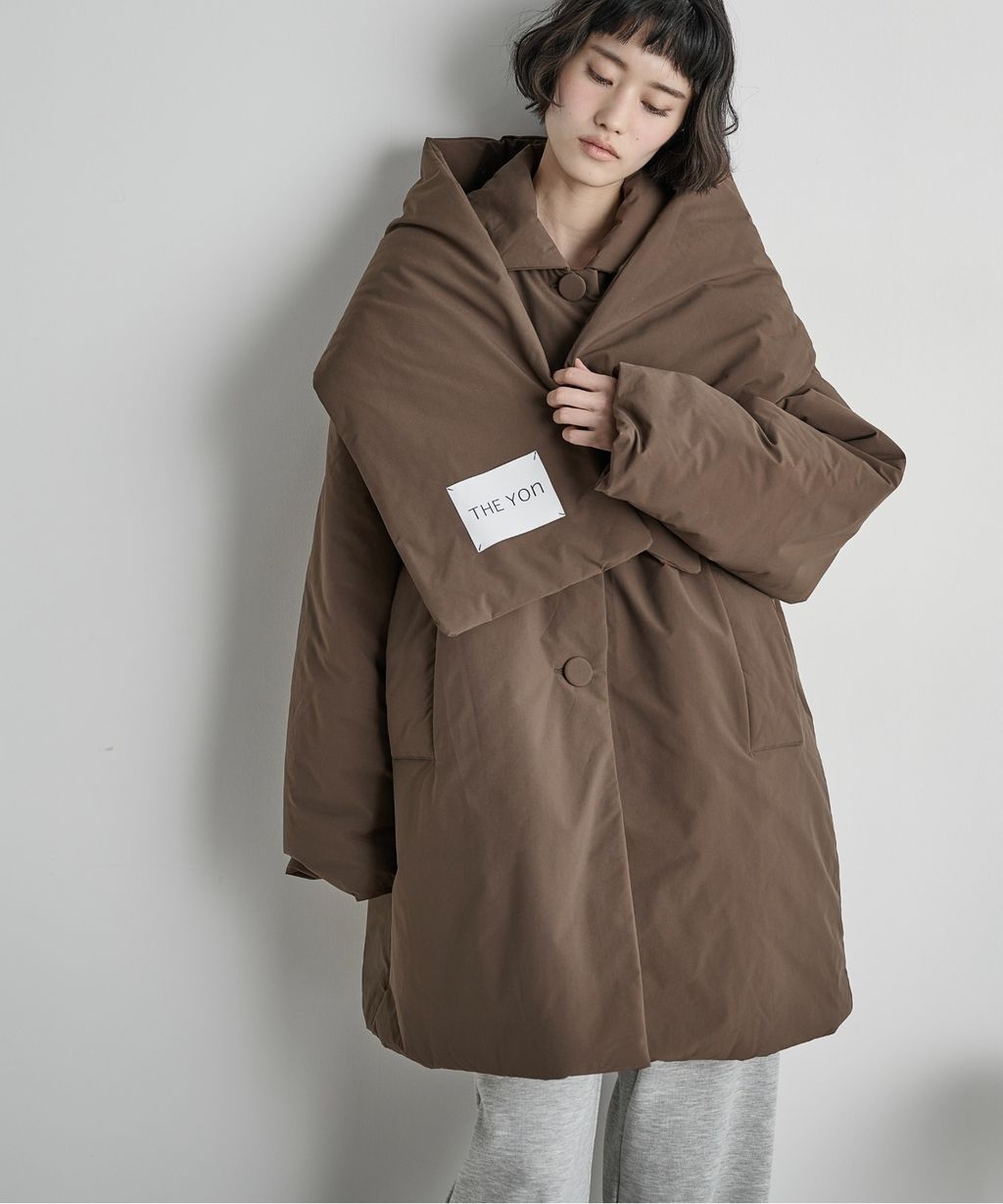 THE YOn 中長版蓬鬆鋪棉保暖外套(附圍巾)_1