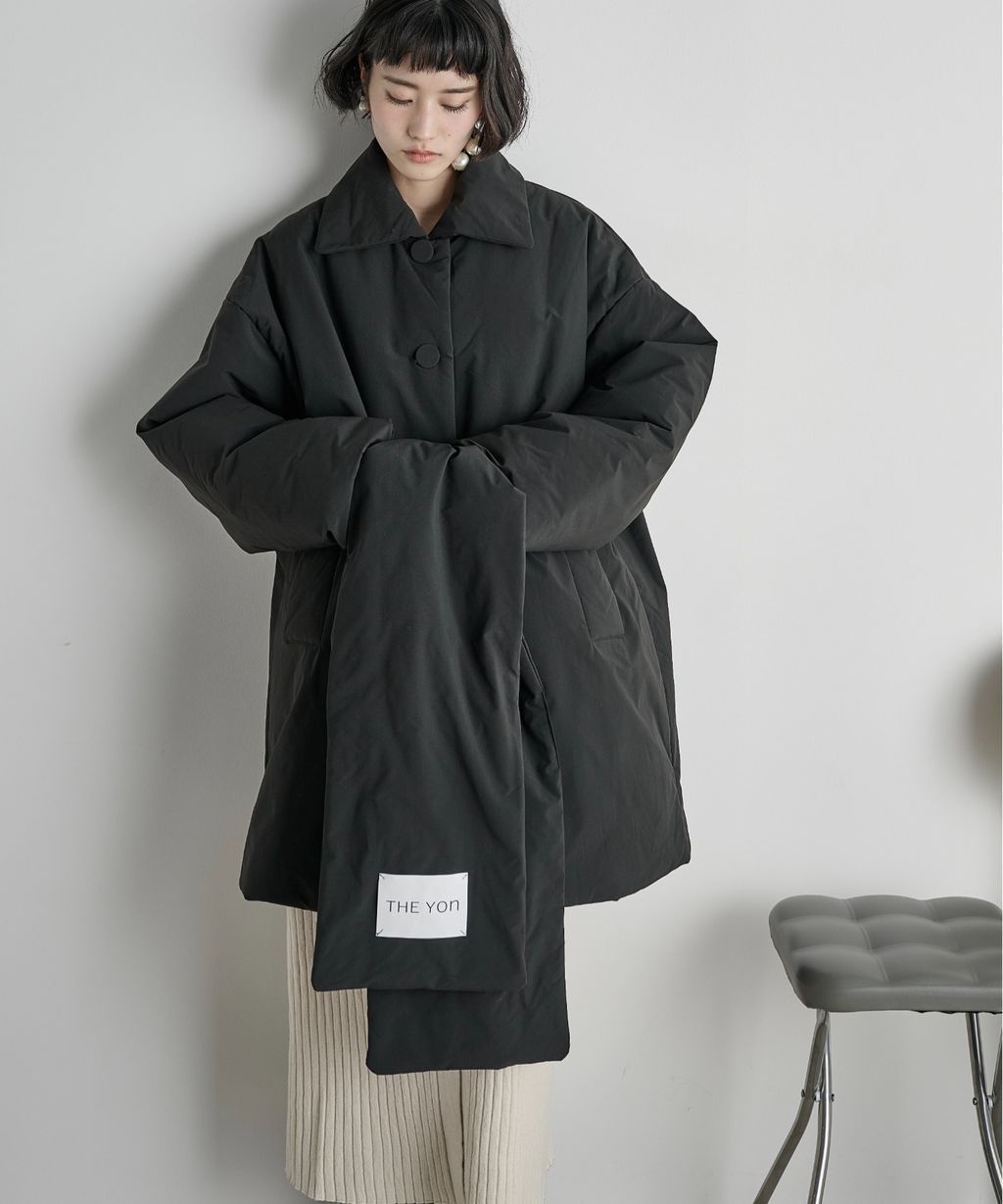 THE YOn 中長版蓬鬆鋪棉保暖外套(附圍巾)_44