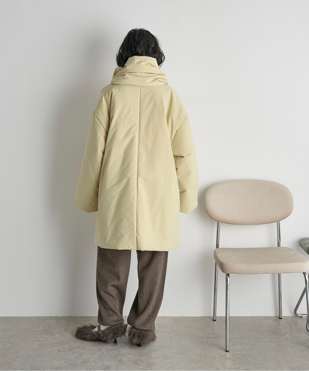 THE YOn 中長版蓬鬆鋪棉保暖外套(附圍巾)_22