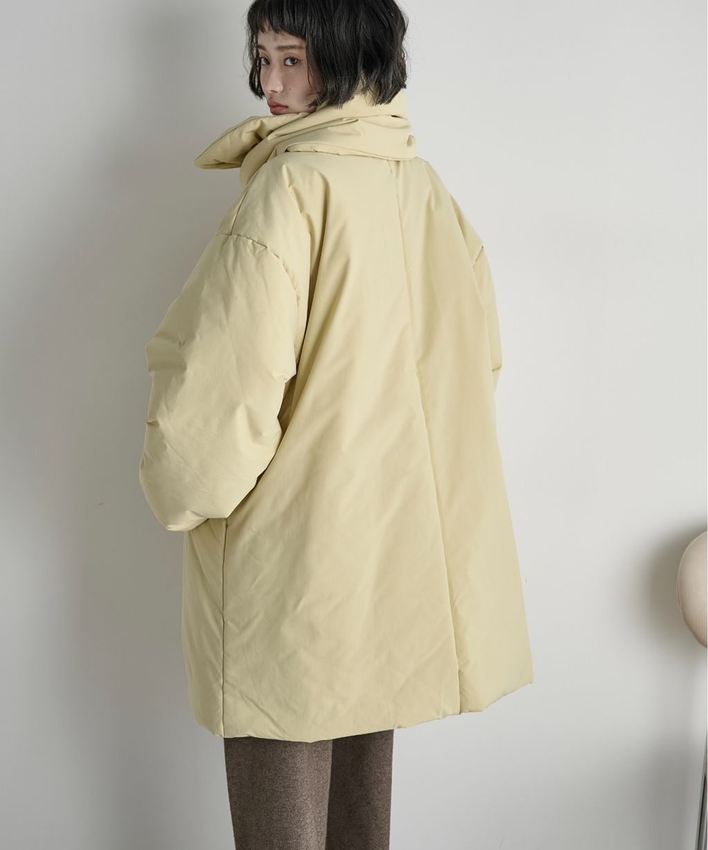 THE YOn 中長版蓬鬆鋪棉保暖外套(附圍巾)_26