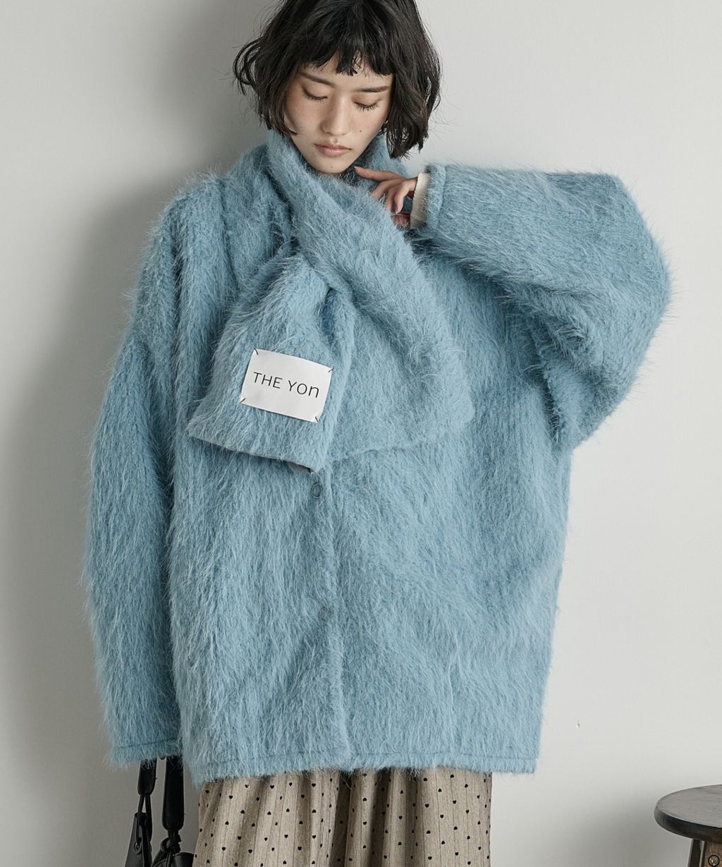THE YOn 毛絨無領中長版大衣(附圍巾)_3