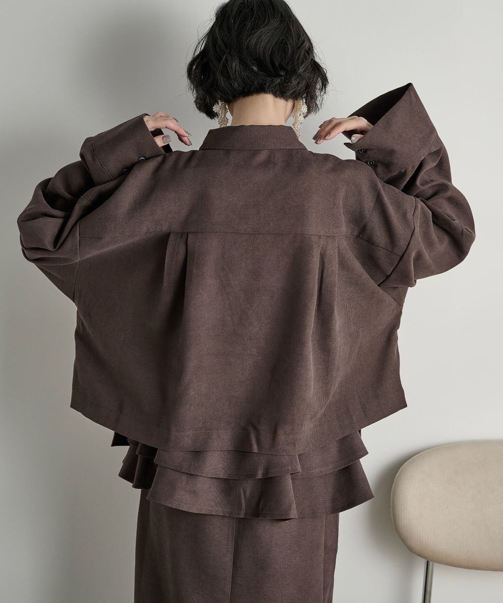 THE YOn 立體抓褶袖短版襯衫_48