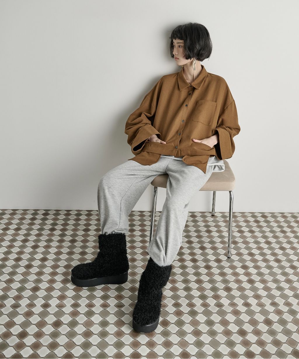 THE YOn 立體抓褶袖短版襯衫_37