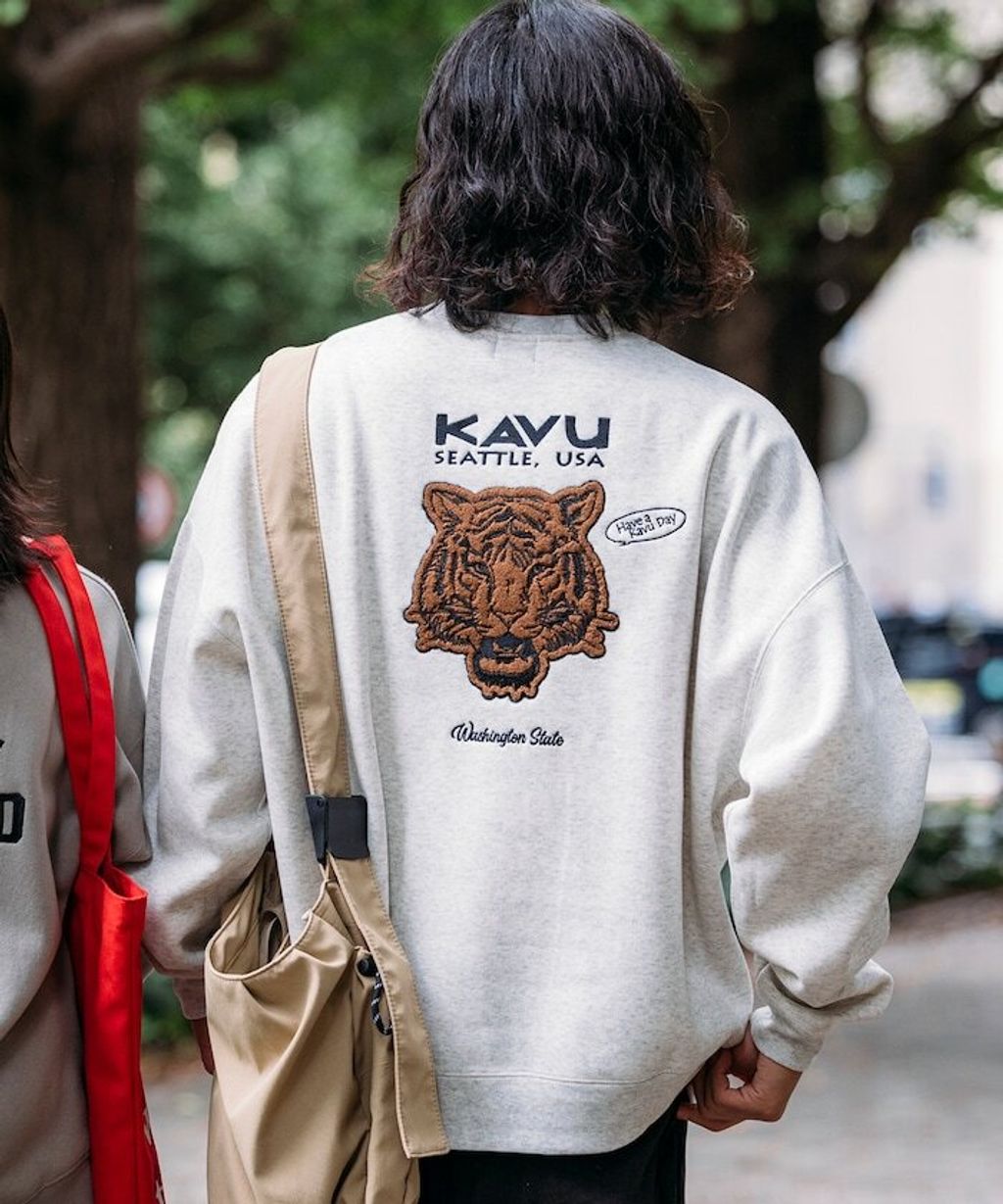 KAVU×FREAKS STORE 全刺繡老虎大學T_1