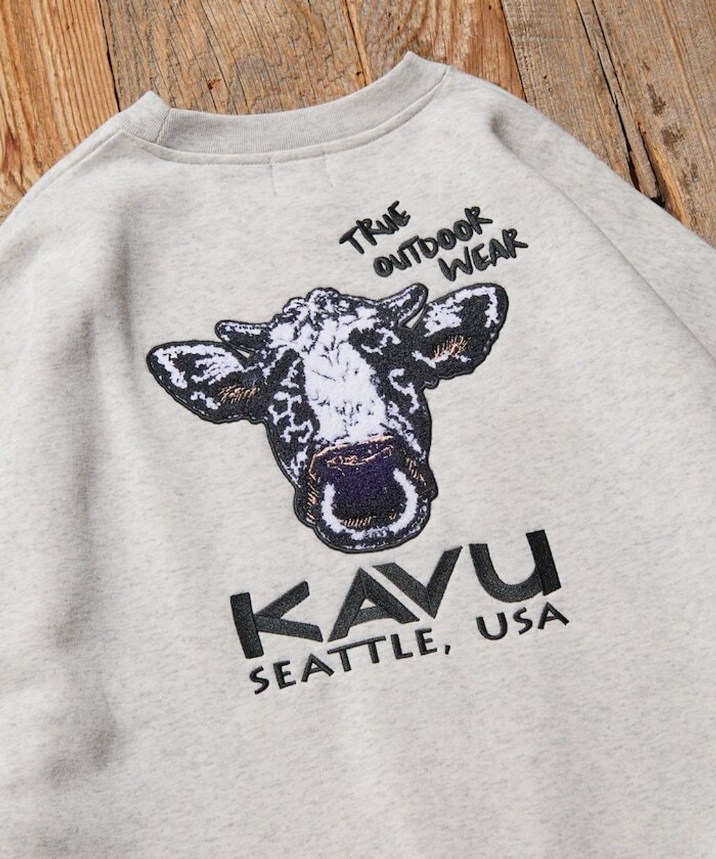 KAVU×FREAKS STORE 全刺繡乳牛大學T_6