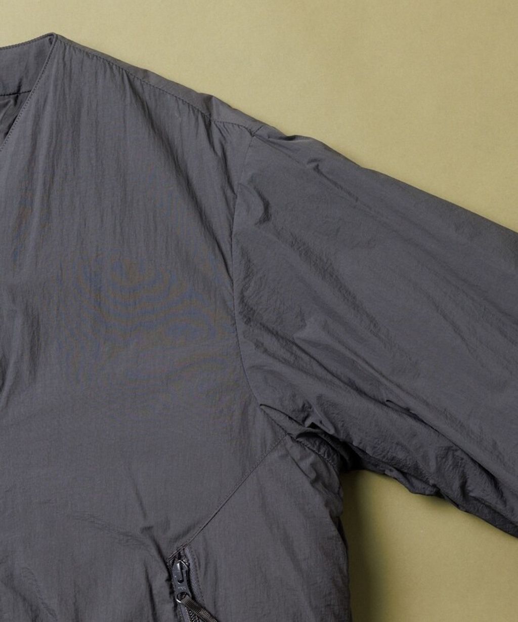 FREAKS STORE × PRIMALOFT 防潑水輕量保暖無領外套_7