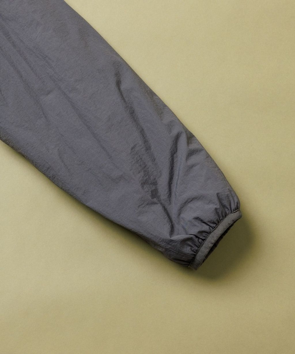 FREAKS STORE × PRIMALOFT 防潑水輕量保暖無領外套_8