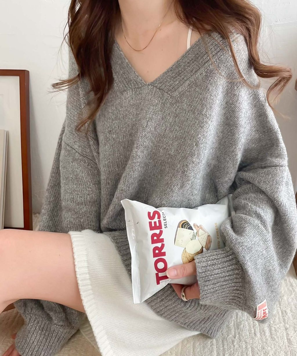 java 柔軟混色深V領針織上衣_12