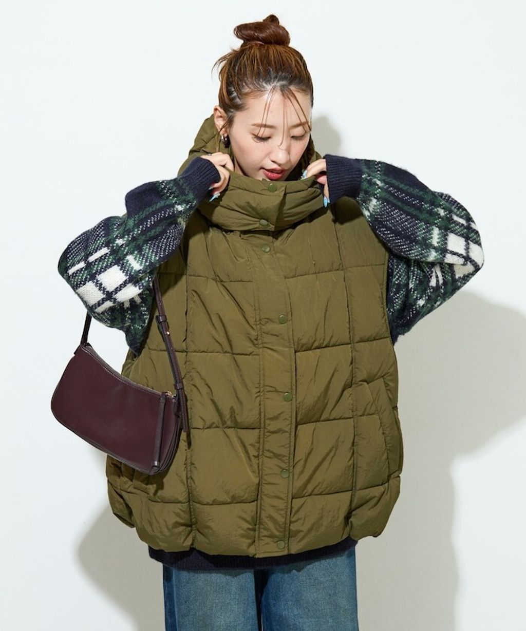 FREAKS STORE 中棉絎縫保暖連帽背心_22