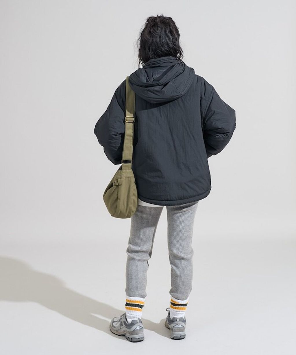 FREAKS STORE × PRIMALOFT 防風防水輕量保暖可收納連帽外套(女款)_32