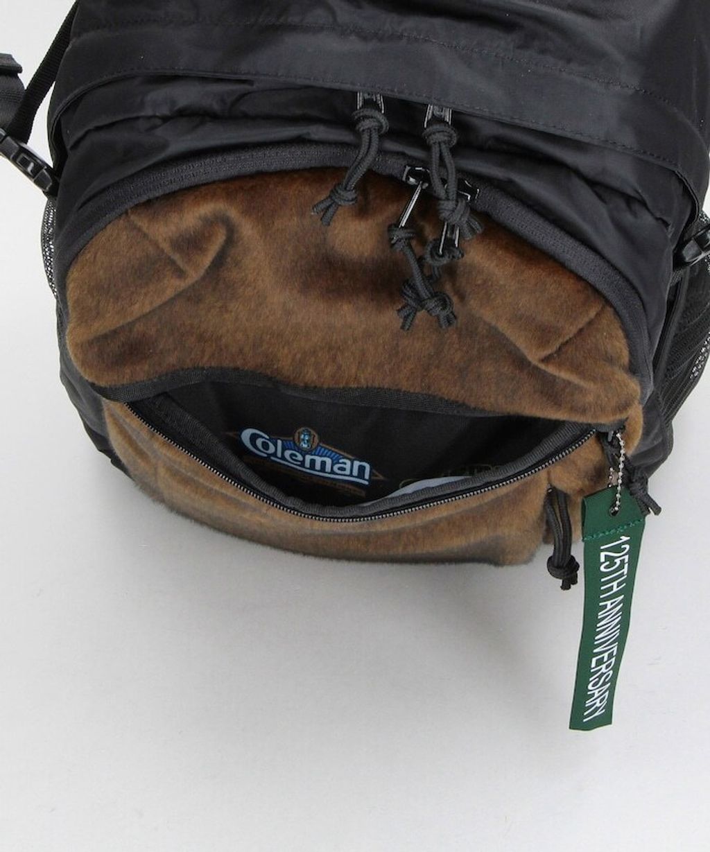 Coleman 125週年限定多層收納厚肩帶後背包(25L)_12