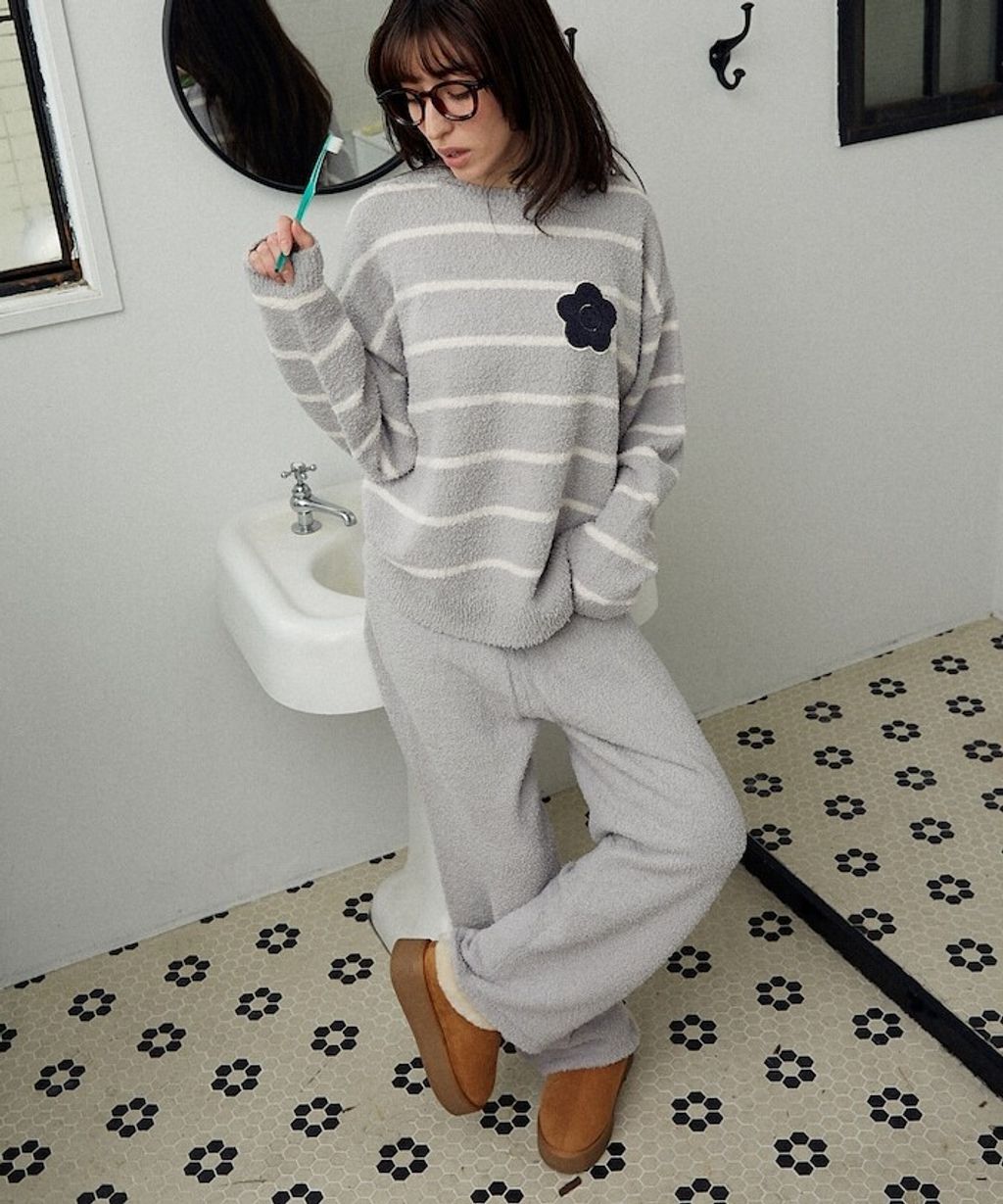 MARY QUANT 保暖蓬鬆柔軟親膚絨毛居家套裝(上衣＋長褲)_1