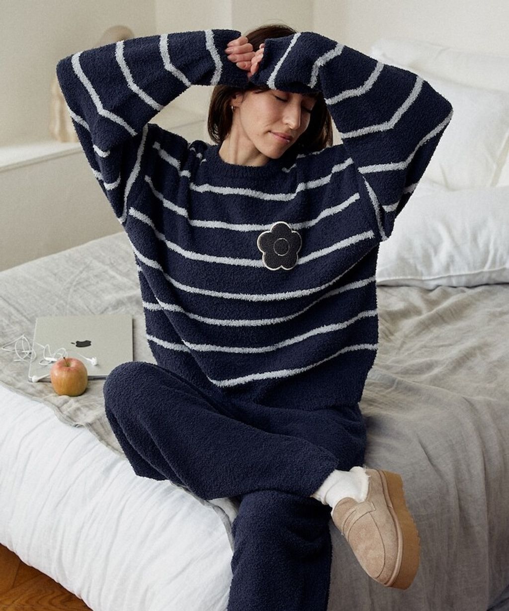 MARY QUANT 保暖蓬鬆柔軟親膚絨毛居家套裝(上衣＋長褲)_4