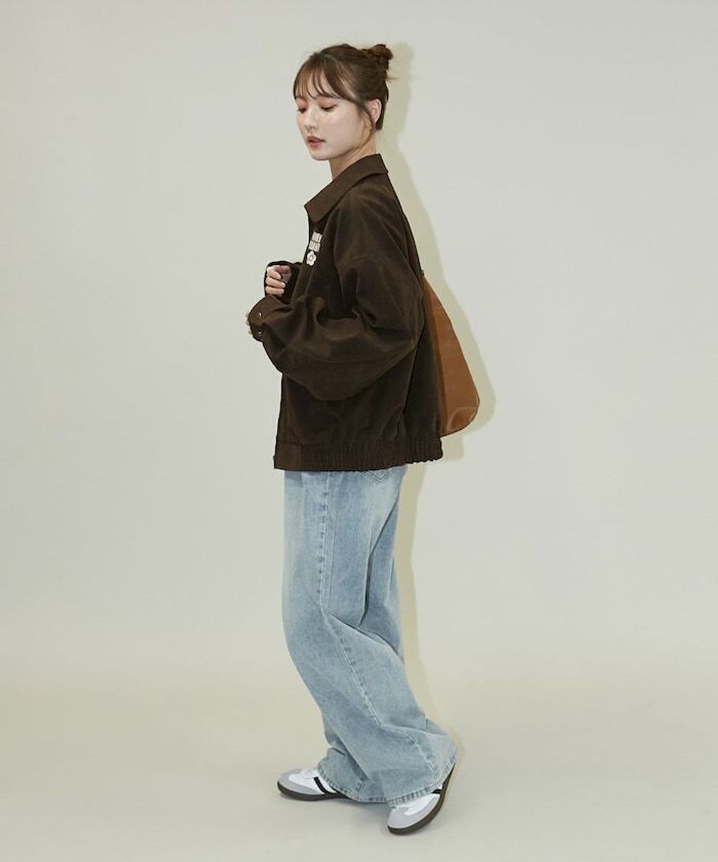 MARY QUANT 麂皮質感花紋刺繡logo外套_17