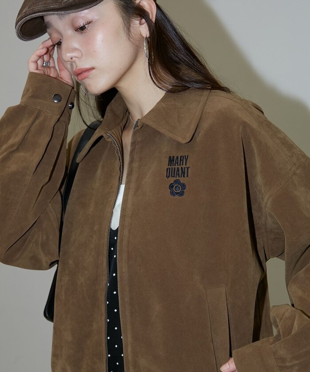 MARY QUANT 麂皮質感花紋刺繡logo外套_24