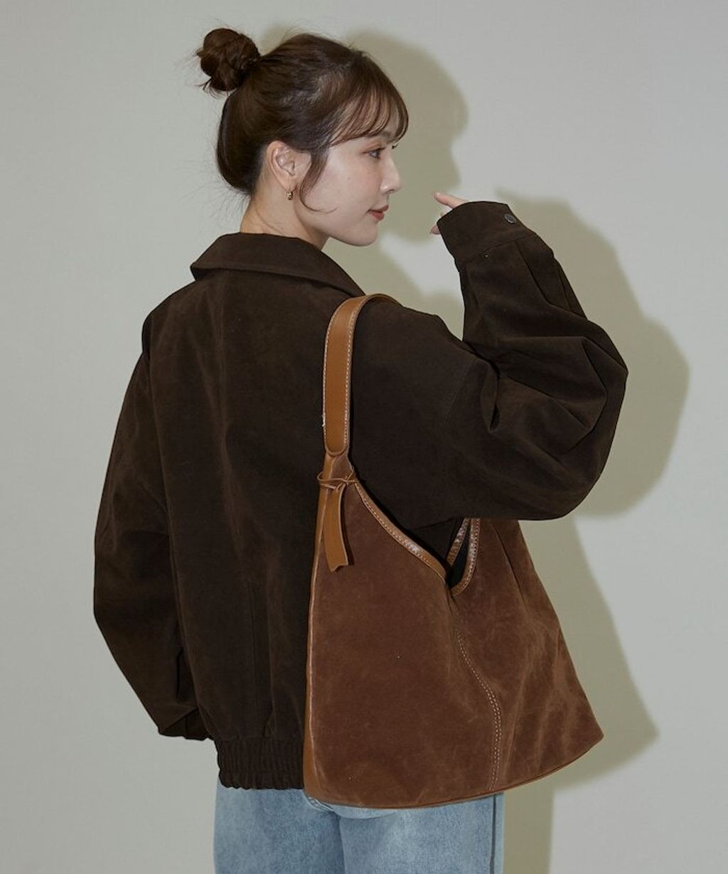 MARY QUANT 麂皮質感花紋刺繡logo外套_14