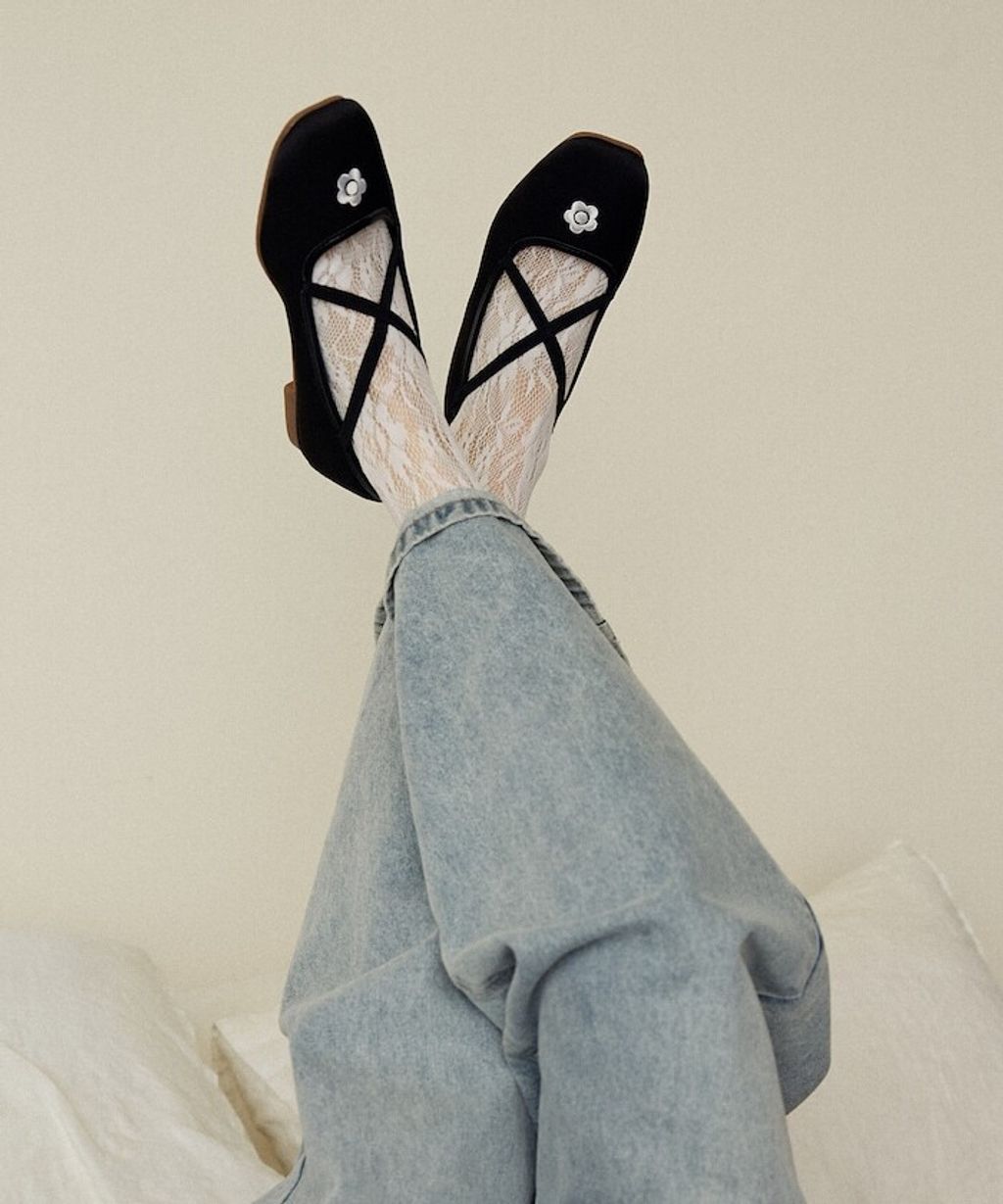 MARY QUANT 微光澤緞面芭蕾平底鞋_11