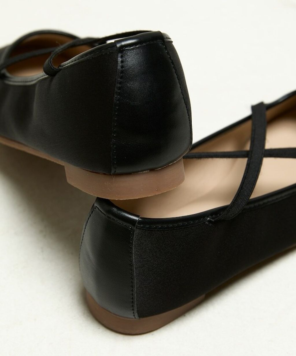 MARY QUANT 微光澤緞面芭蕾平底鞋_26