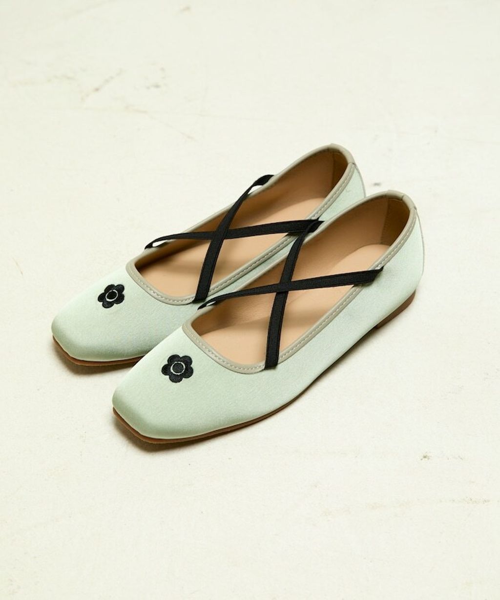 MARY QUANT 微光澤緞面芭蕾平底鞋_30