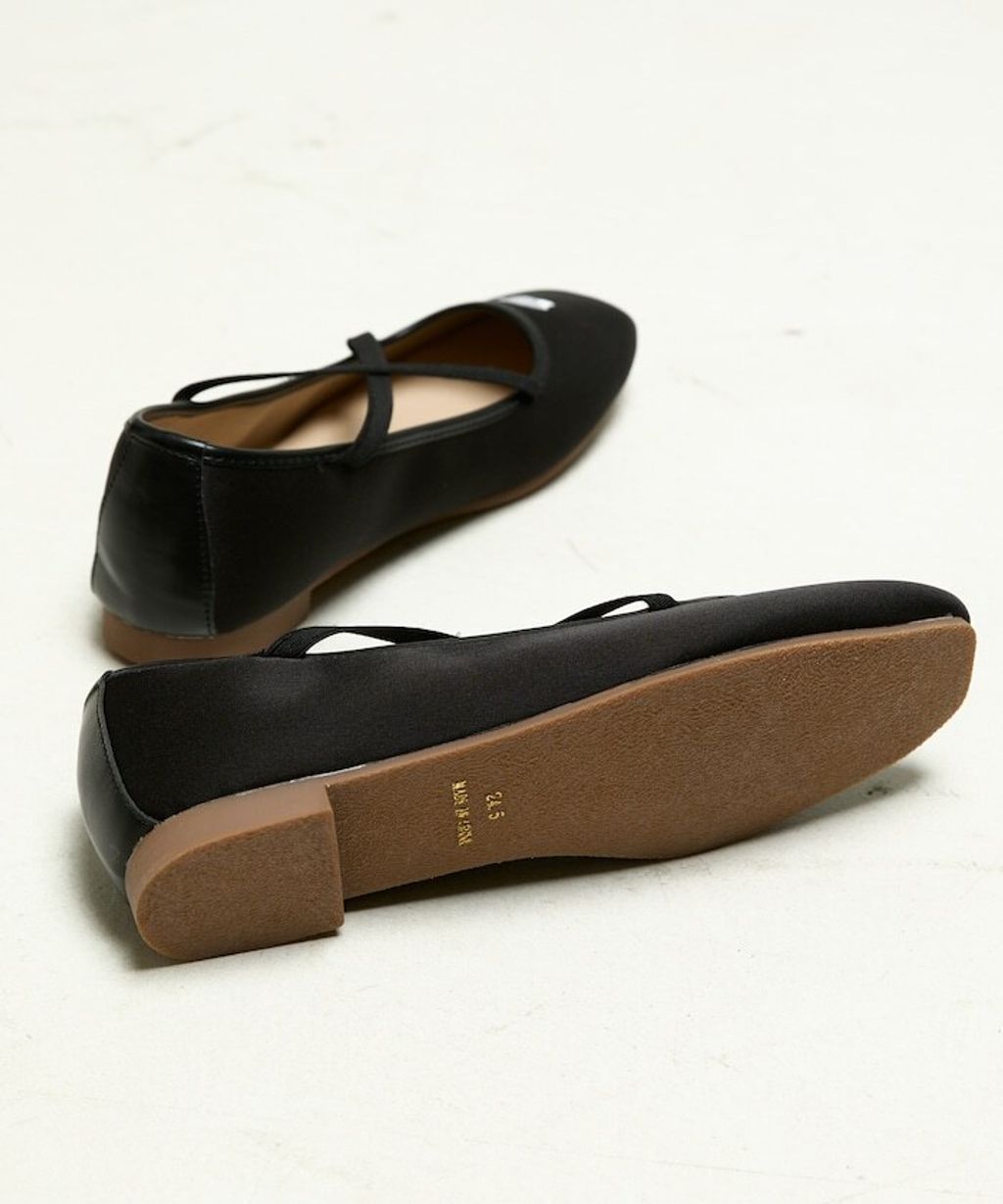 MARY QUANT 微光澤緞面芭蕾平底鞋_25