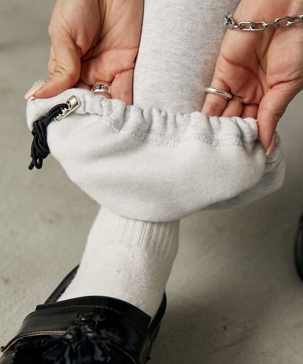 MARY QUANT 小花刺繡褲管抽繩寬版刷毛休閒棉褲_32