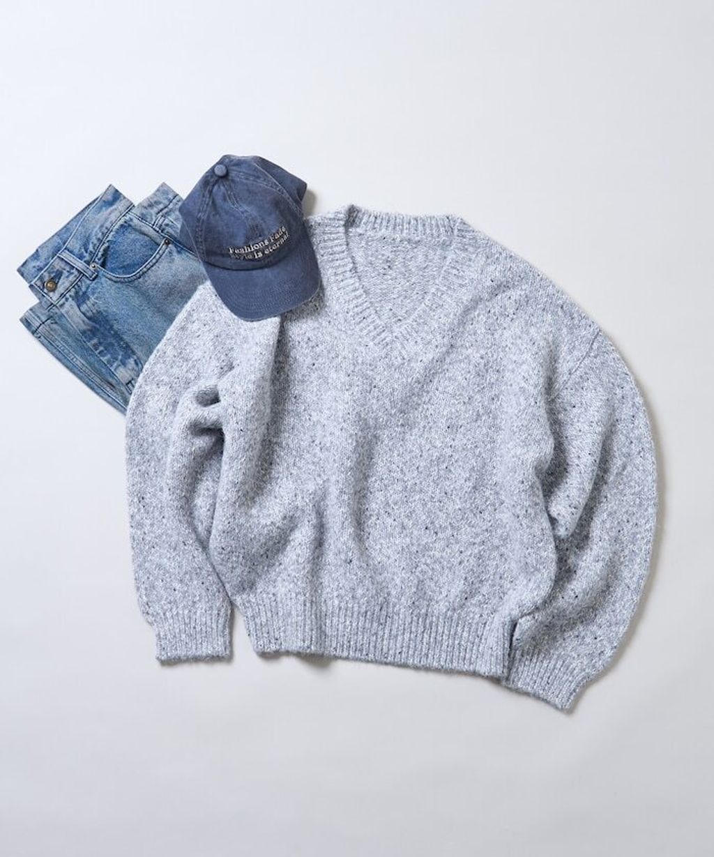 FREAKS STORE V領寬鬆厚實針織上衣_29