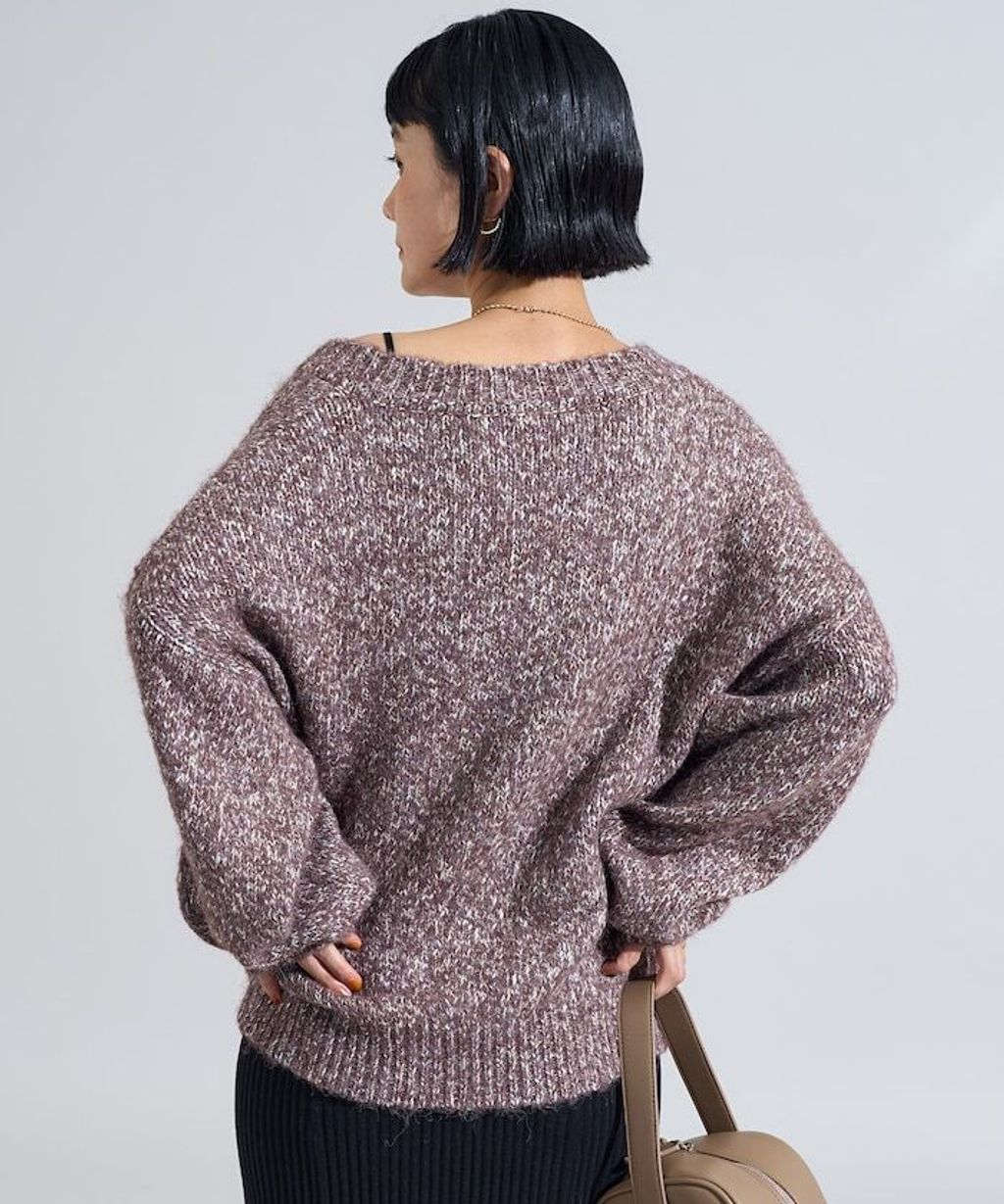 FREAKS STORE V領寬鬆厚實針織上衣_16