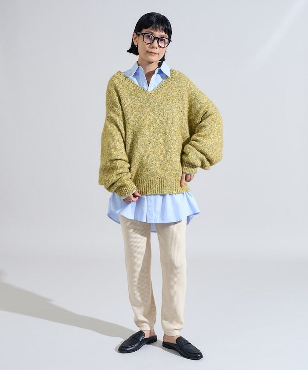 FREAKS STORE V領寬鬆厚實針織上衣_17