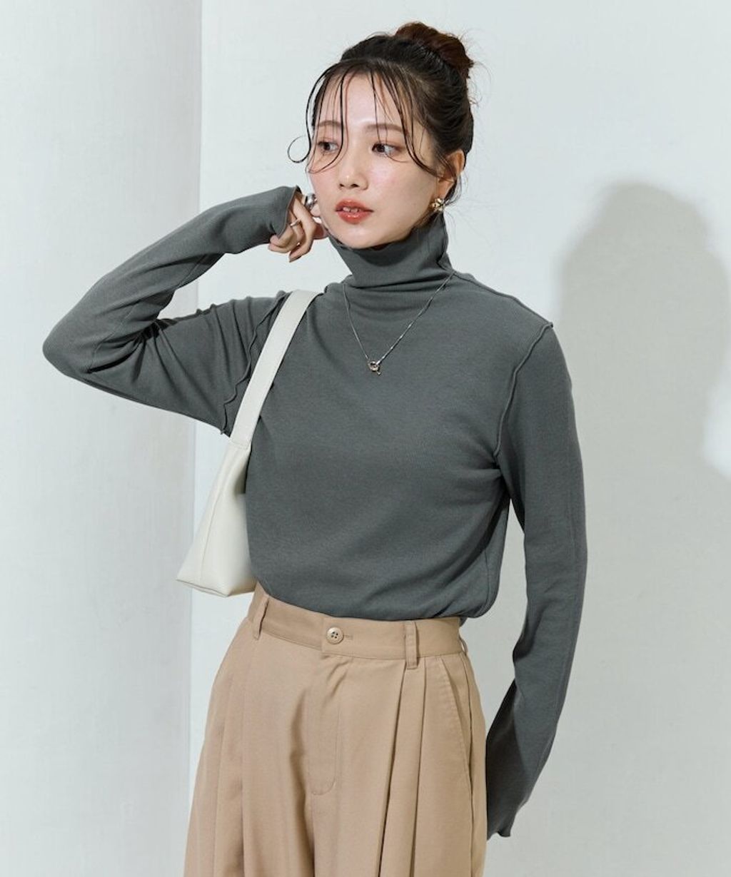 FREAKS STORE 吸濕發熱抗菌防臭羅紋捲邊高領長袖上衣_25