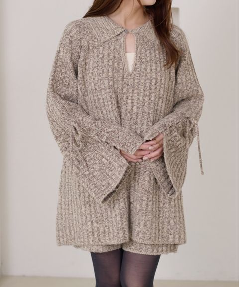 apres jour clair 袖口綁帶POLO領口紋理針織修身上衣_1