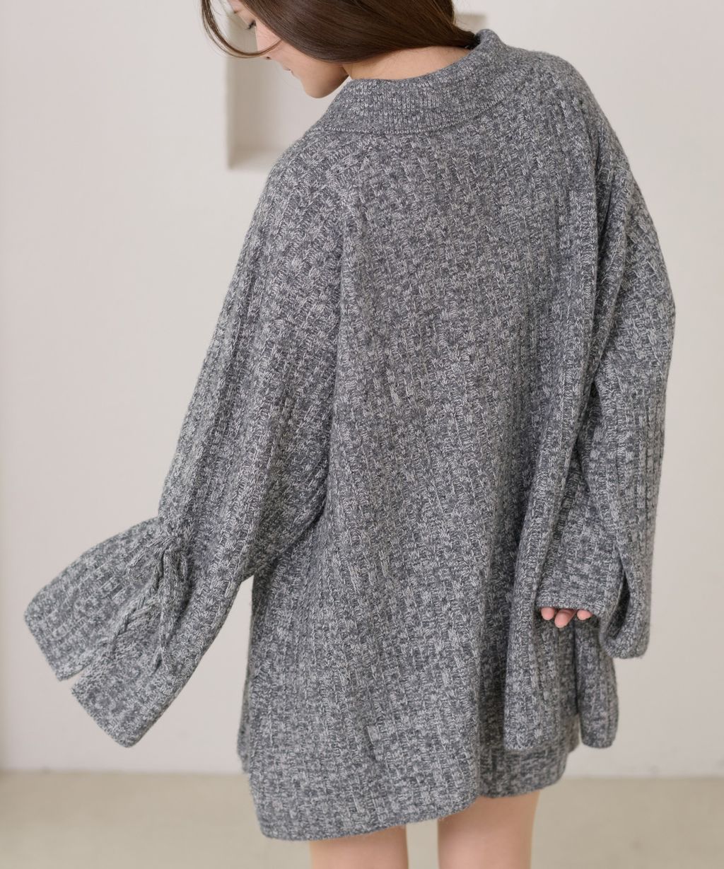 apres jour clair 袖口綁帶POLO領口紋理針織修身上衣_31