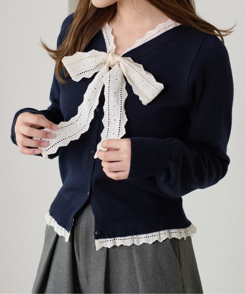 apres jour clair 蕾絲蝴蝶結拼接針織開襟衫_2