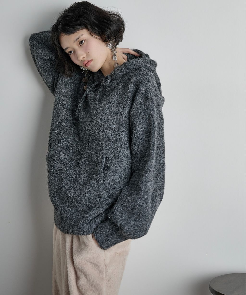 THE YOn 慵懶寬鬆羊毛混紗針織連帽上衣_20
