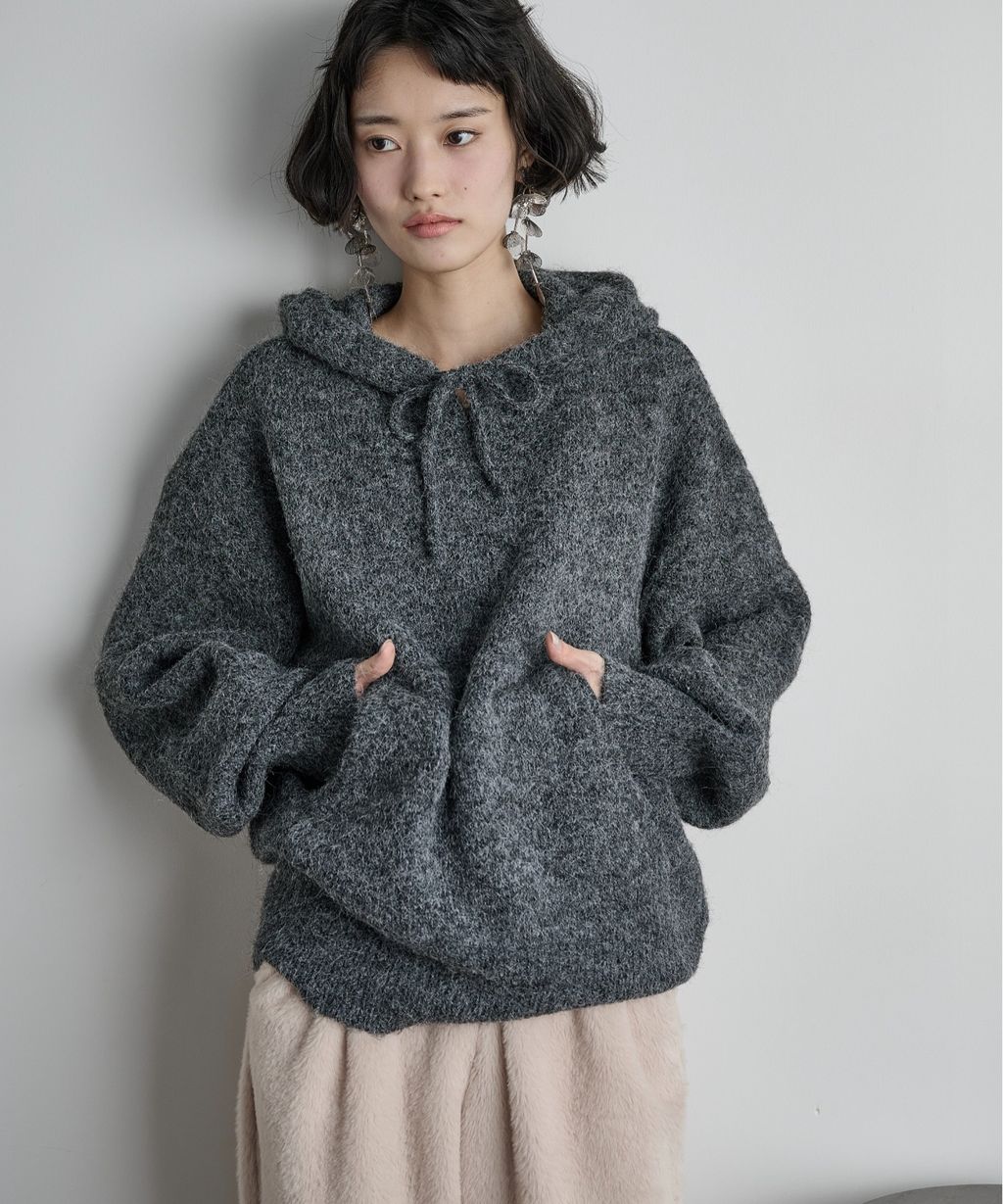 THE YOn 慵懶寬鬆羊毛混紗針織連帽上衣_18