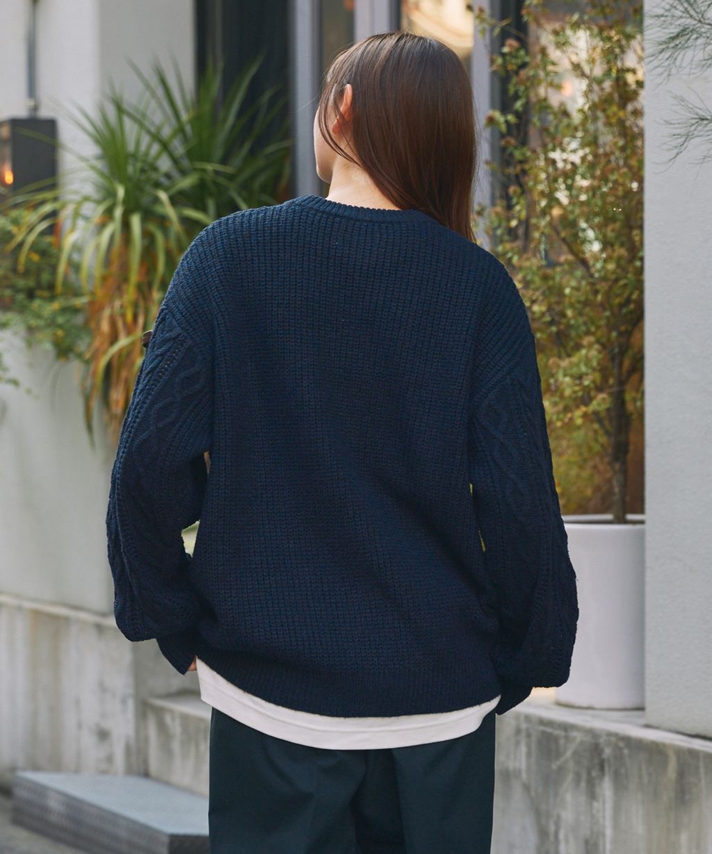 THE CRAFT CREW PRODUCTS 可水洗防靜電抗起球針立體繩結麻花編織圓領毛衣_86