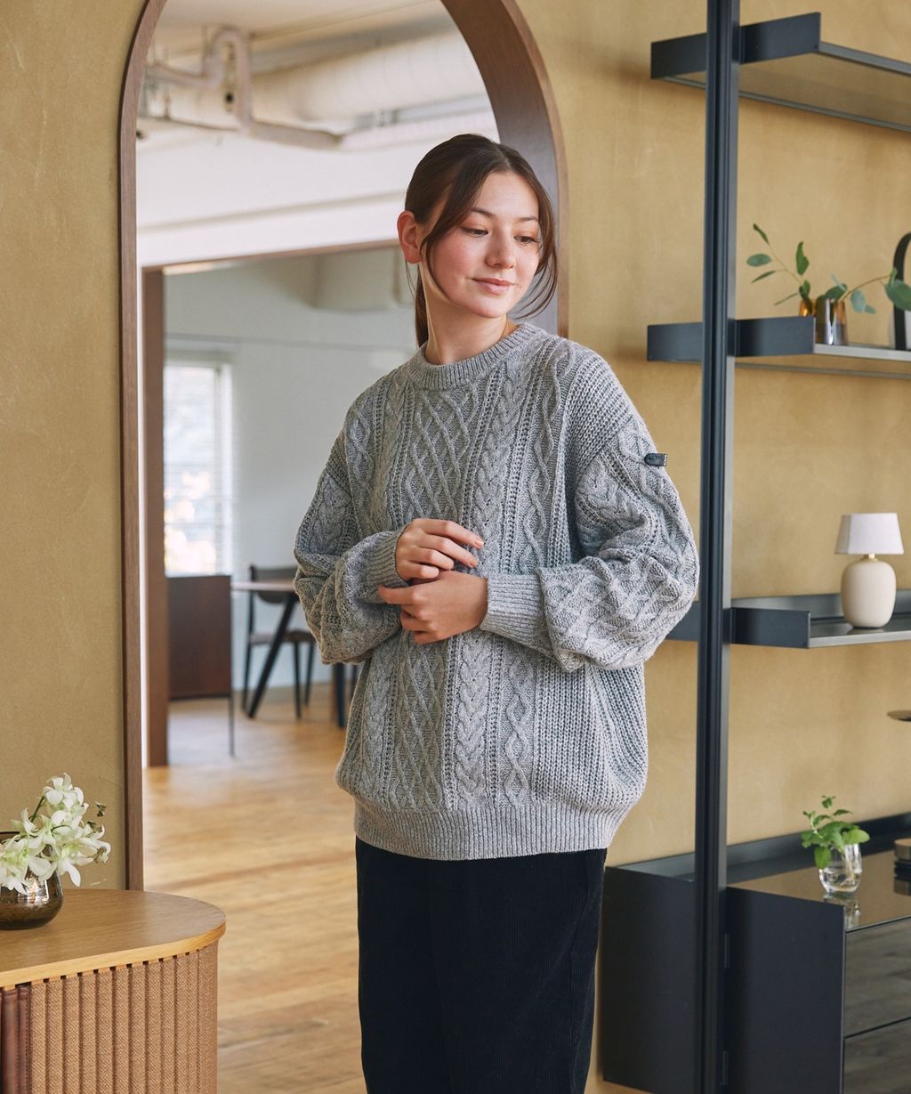 THE CRAFT CREW PRODUCTS 可水洗防靜電抗起球針立體繩結麻花編織圓領毛衣_63