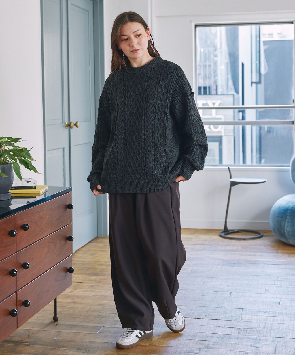 THE CRAFT CREW PRODUCTS 可水洗防靜電抗起球針立體繩結麻花編織圓領毛衣_56