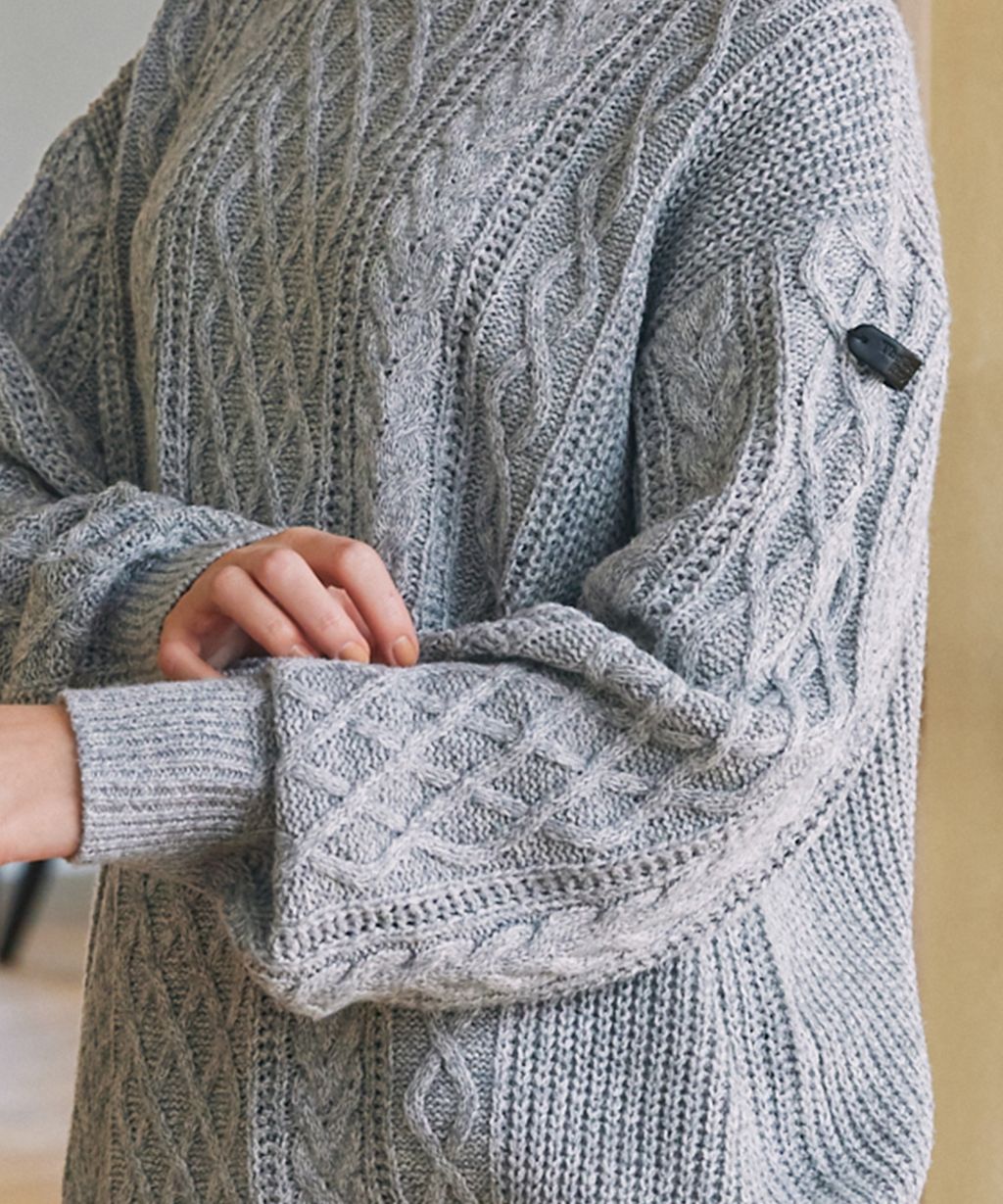 THE CRAFT CREW PRODUCTS 可水洗防靜電抗起球針立體繩結麻花編織圓領毛衣_66