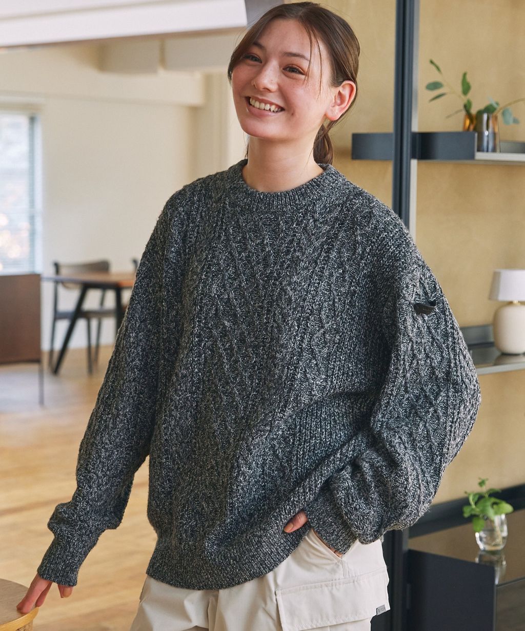 THE CRAFT CREW PRODUCTS 可水洗防靜電抗起球針立體繩結麻花編織圓領毛衣_17