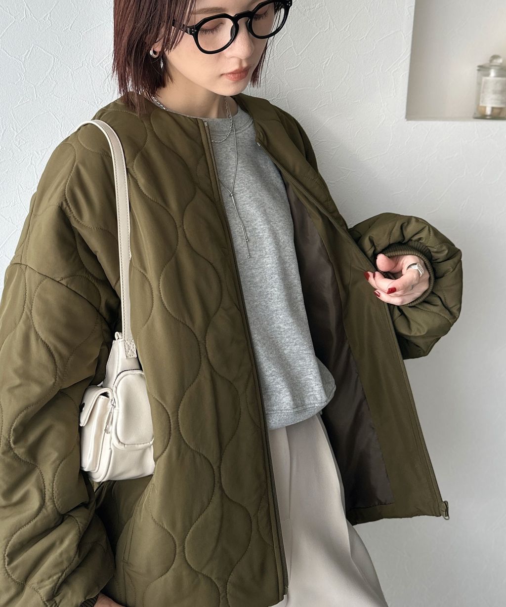 JaVa 縫線格紋輕中棉百搭外套_15