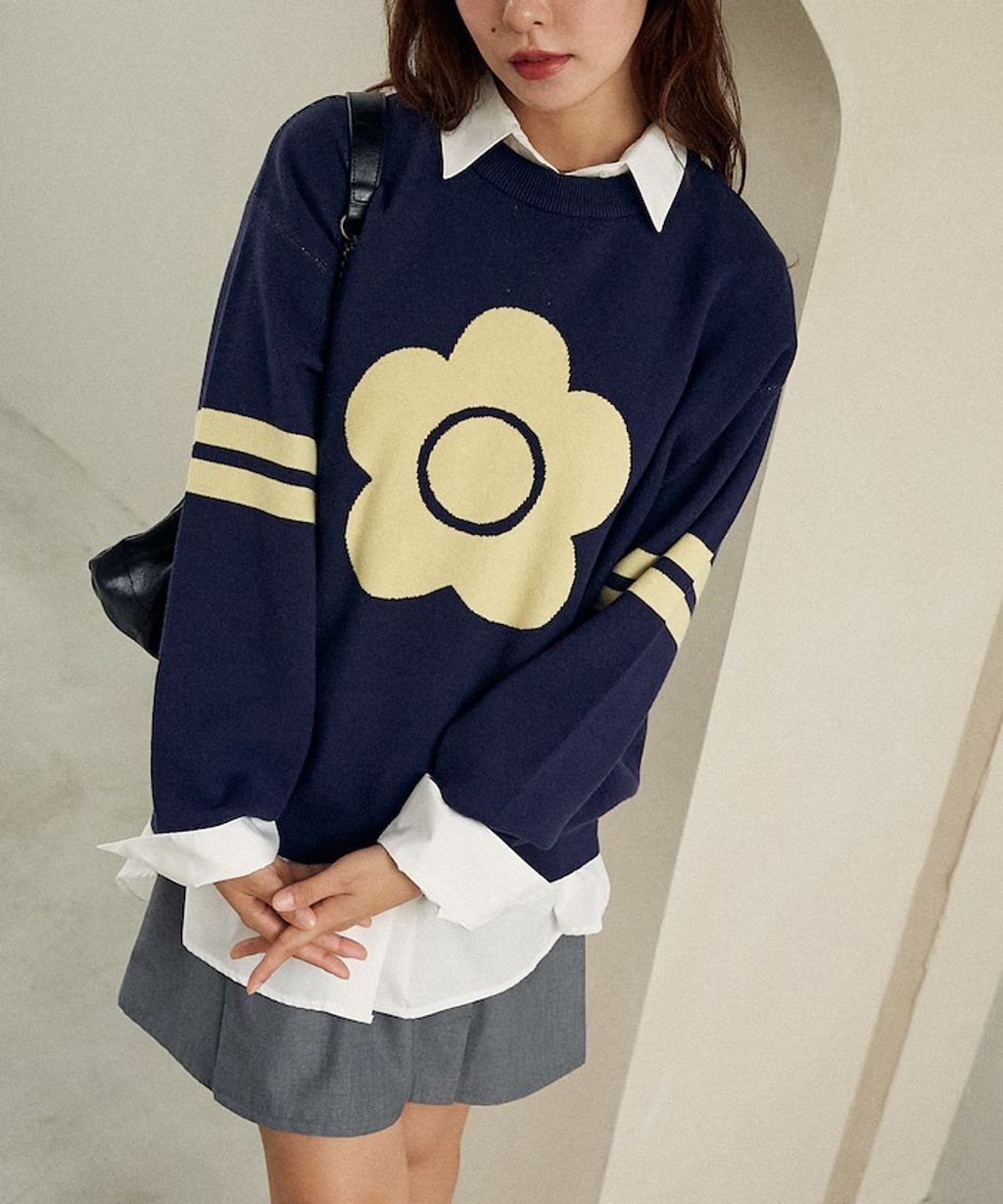 MARY QUANT 花朵logo袖線運動風針織大學T_5