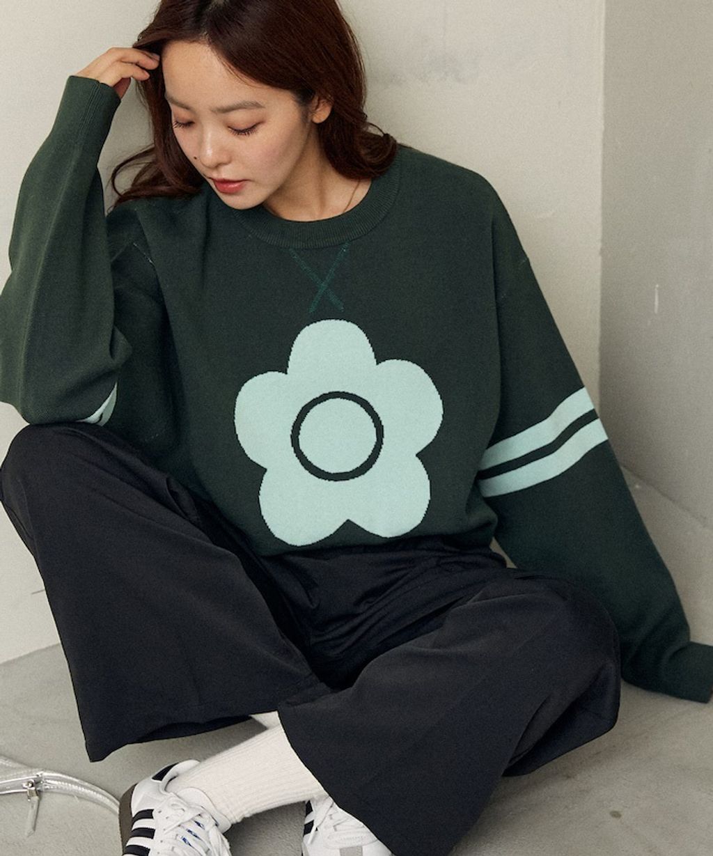 MARY QUANT 花朵logo袖線運動風針織大學T_49