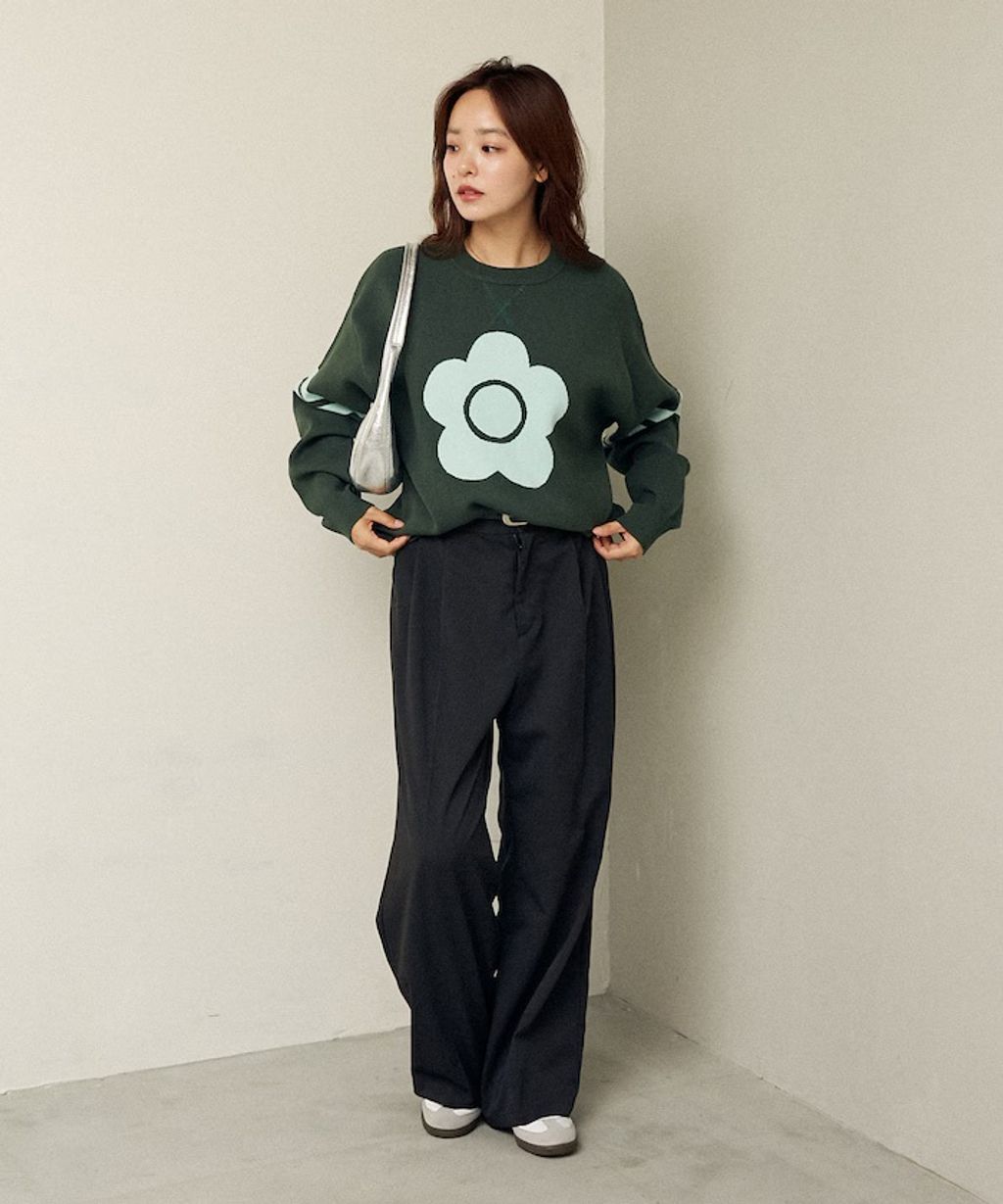 MARY QUANT 花朵logo袖線運動風針織大學T_48