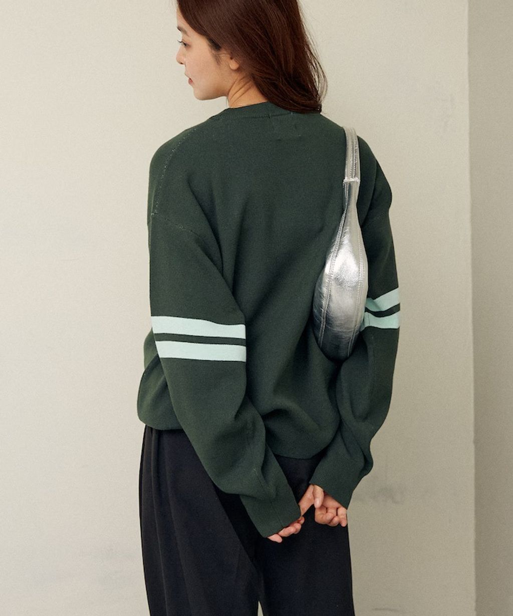 MARY QUANT 花朵logo袖線運動風針織大學T_43