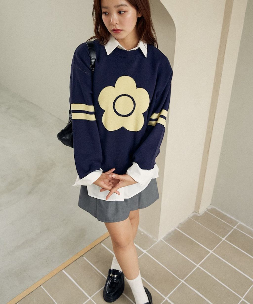 MARY QUANT 花朵logo袖線運動風針織大學T_33