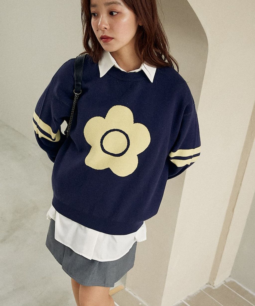 MARY QUANT 花朵logo袖線運動風針織大學T_32