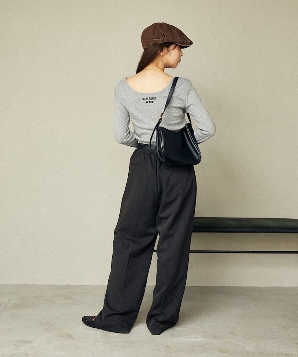 MARY QUANT 單點小雛菊刺繡2WAY前後兩穿針拔羅紋面料_48